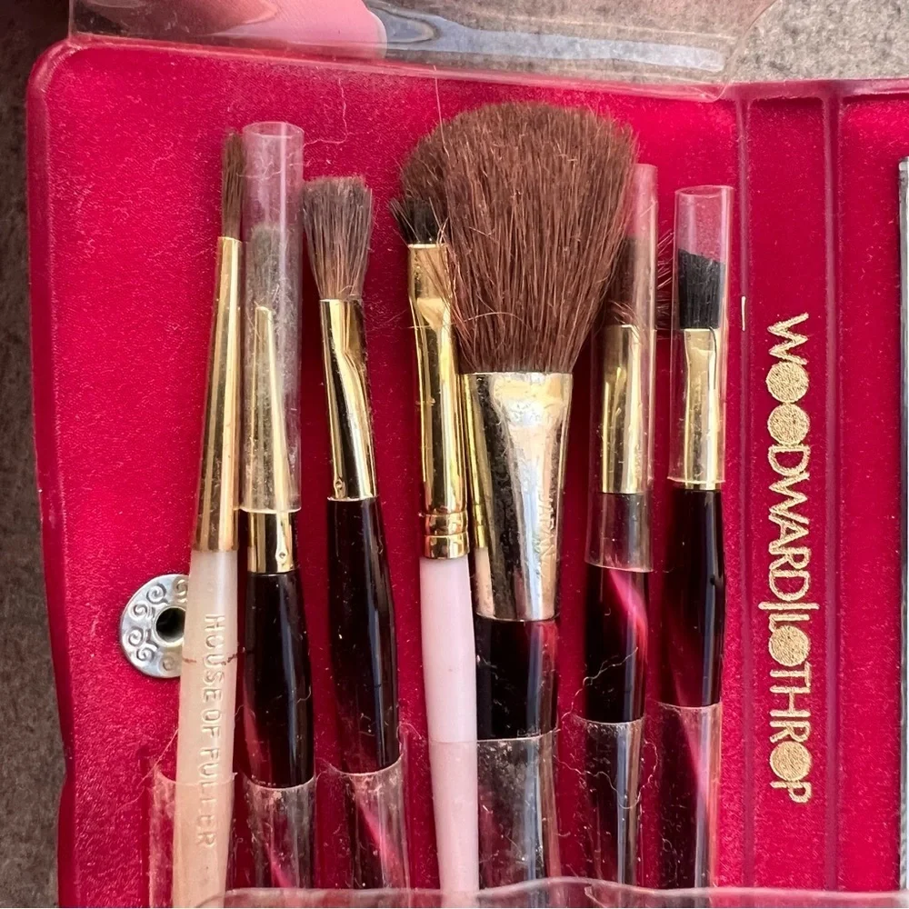 Vintage Woodward & Lothrop Red Makeup Brush Set Compact Mirror Travel Case